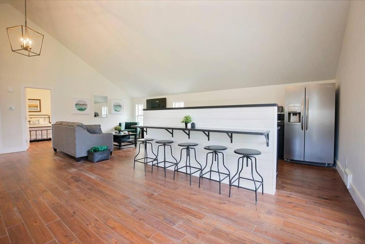 Park Carriage House Rest & Explore With Hollyhock Louisville Exterior foto